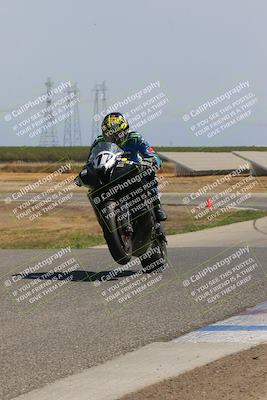 media/Sep-10-2023-Pacific Track Time (Sun) [[44210541ad]]/Group B/1220pm (Wheelie Bump)/